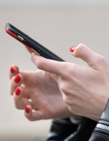 Top 5 celulares Motorola com melhor bateria para quem busca autonomia de verdade