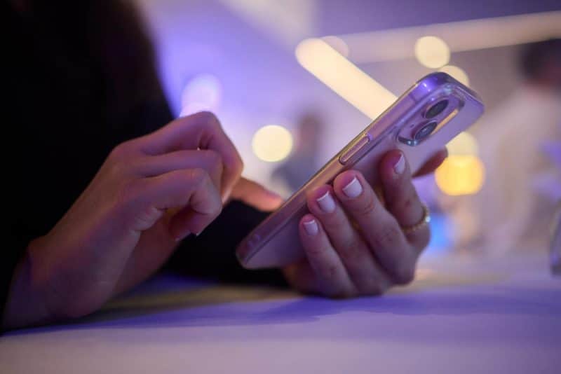 Você recomenda comprar celulares Motorola e por quê? escolher Motorola