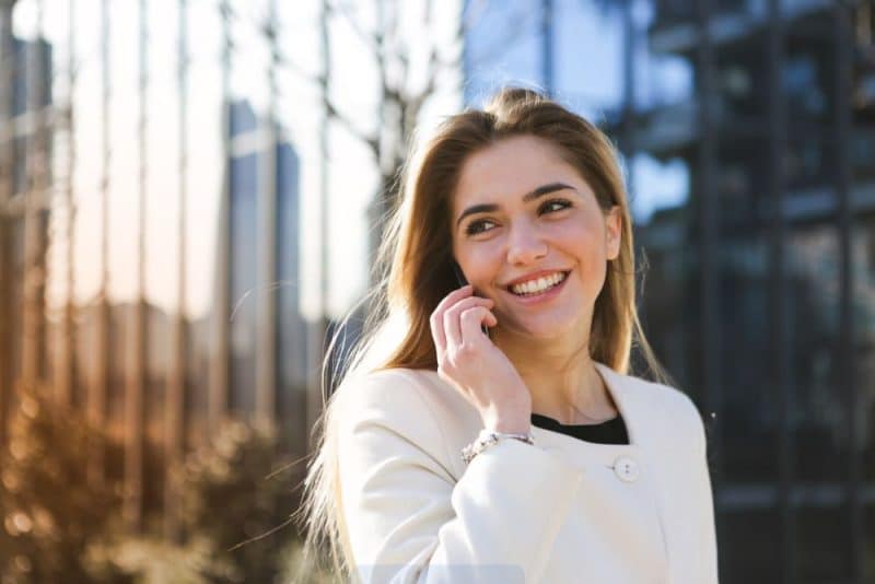 Como comprar um celular novo e barato? celular novo e barato