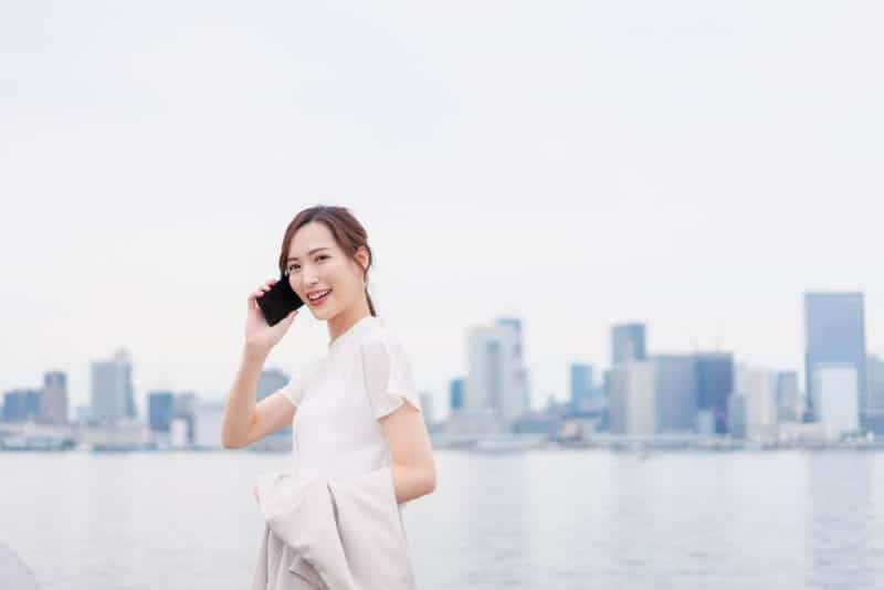 Comparando características