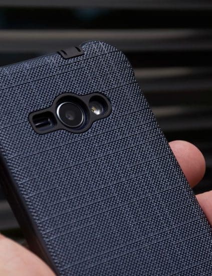 Capinha carteira para celular: praticidade, proteção e estilo